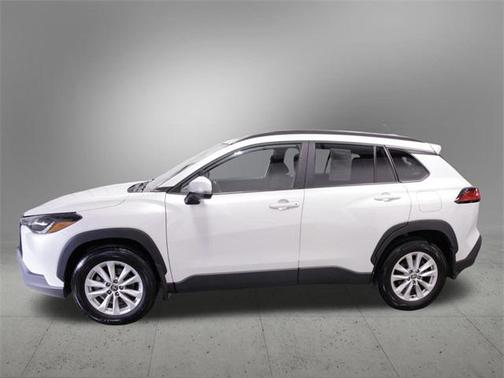 2022 Toyota Corolla Cross LE