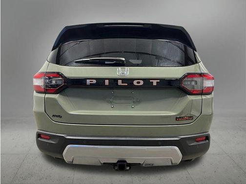 Ash Green Metallic 2026 Honda Pilot TrailSport
