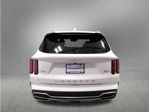 2022 Kia Sorento Plug-In Hybrid SX Prestige