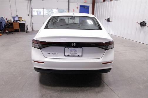 2025 Honda Accord LX 1.5T