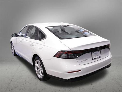 2025 Honda Accord LX 1.5T