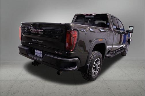 2022 GMC Sierra 2500 AT4