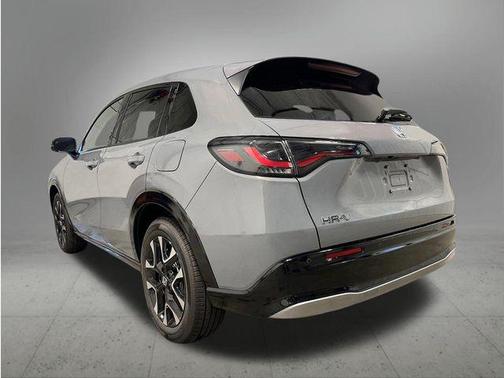 Urban Gray Pearl 2027 Honda HR-V EX-L