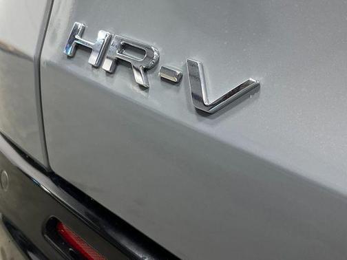 Urban Gray Pearl 2027 Honda HR-V EX-L