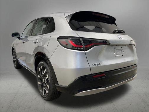 Solar Silver Metallic 2027 Honda HR-V EX-L