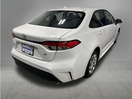 Ice Cap 2024 Toyota Corolla LE