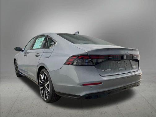 Urban Gray Pearl 2026 Honda Accord Hybrid Touring