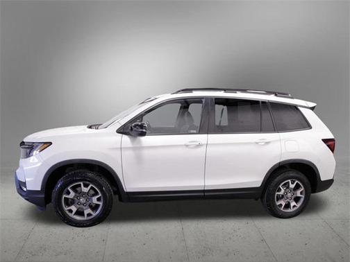 2022 Honda Passport AWD TrailSport