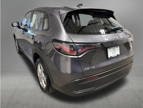 Modern Steel Metallic 2024 Honda HR-V LX