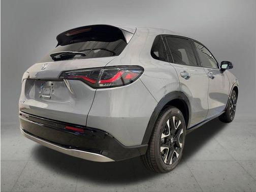 Urban Gray Pearl 2027 Honda HR-V EX-L
