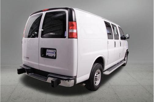 2024 Chevrolet Express 2500 RWD 2500 Regular Wheelbase WT