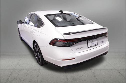 Platinum White Pearl 2023 Honda Accord Hybrid Sport