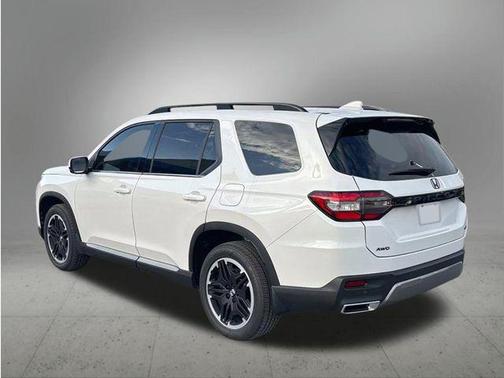 2026 Honda Pilot Touring 8-Passenger