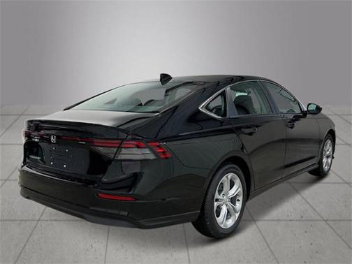 2025 Honda Accord LX 1.5T