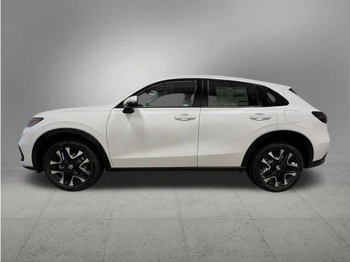 White 2027 Honda HR-V EX-L