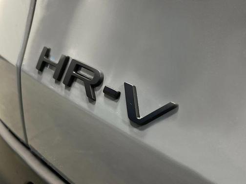Urban Gray Pearl 2027 Honda HR-V Sport