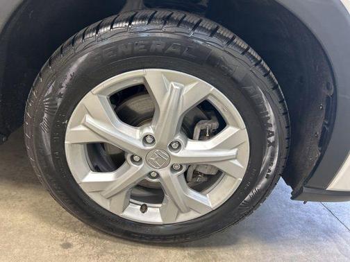 Platinum White Pearl 2024 Honda HR-V LX