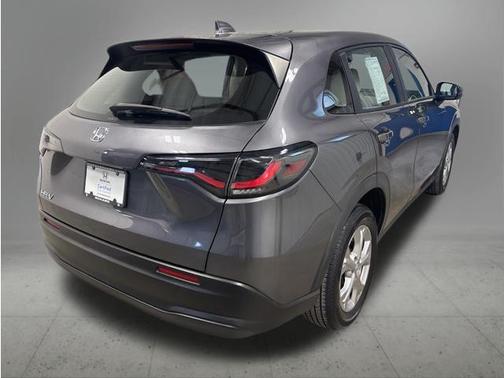 Modern Steel Metallic 2024 Honda HR-V LX