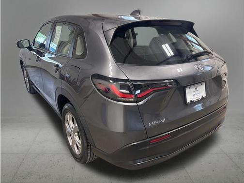 Modern Steel Metallic 2024 Honda HR-V LX