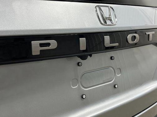 Silver 2026 Honda Pilot EX-L