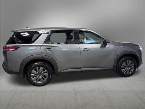 Gun Metallic 2024 Nissan Pathfinder S 4WD