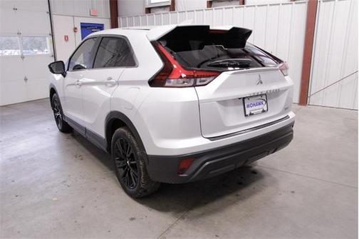 2024 Mitsubishi Eclipse Cross LE