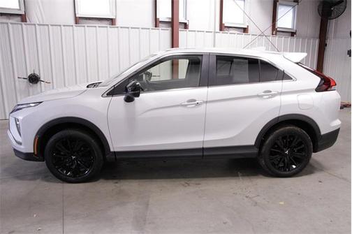 2024 Mitsubishi Eclipse Cross LE