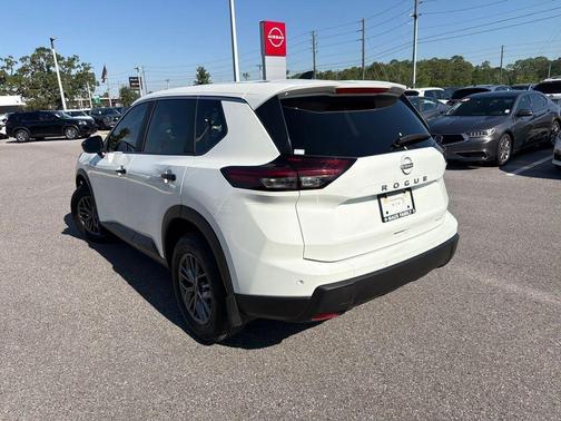 Glacier White 2025 Nissan Rogue S
