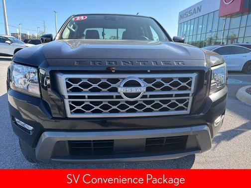 2024 Nissan Frontier SV
