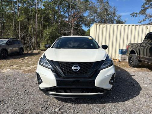 2022 Nissan Murano SV