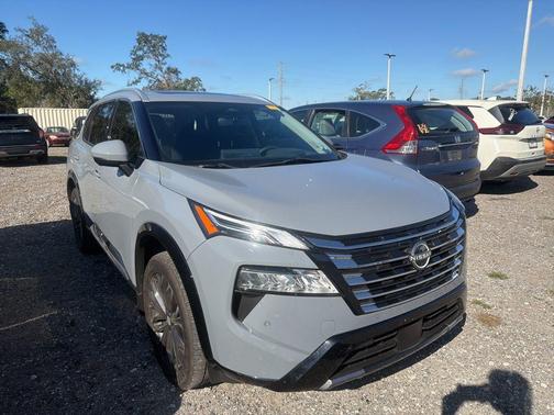 2024 Nissan Rogue Platinum