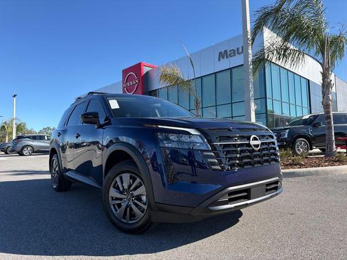 2026 Nissan Pathfinder SV