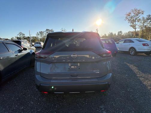 2024 Nissan Rogue SL