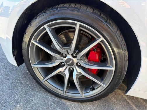 2019 Genesis G70 3.3T Advanced