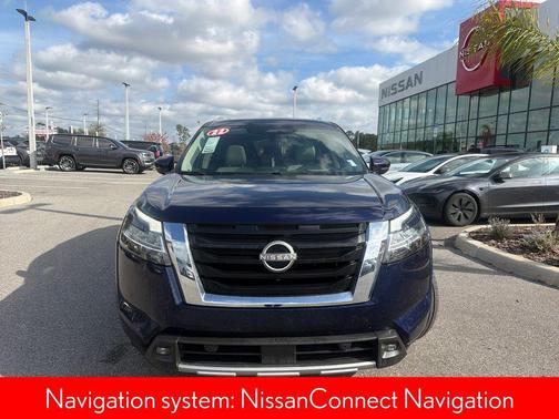 2022 Nissan Pathfinder Platinum