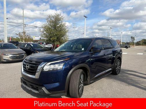 2022 Nissan Pathfinder Platinum