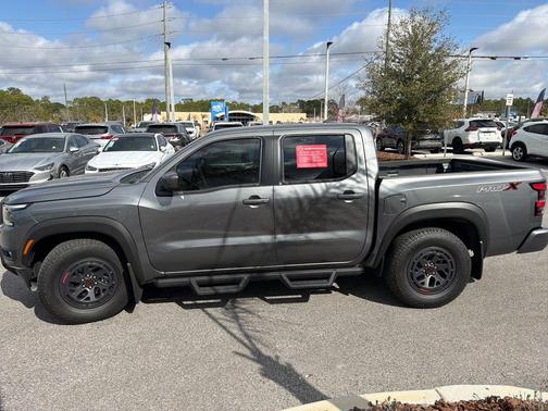 2025 Nissan Frontier PRO-X