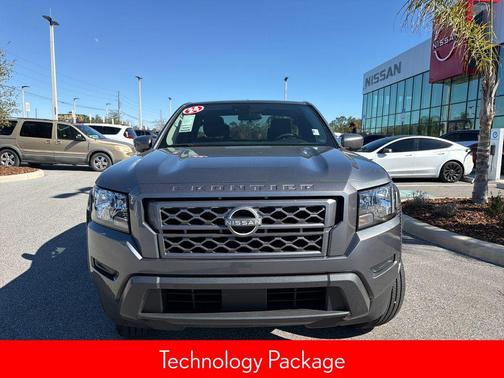 2024 Nissan Frontier SV