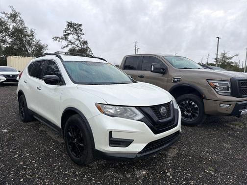 2018 Nissan Rogue SV