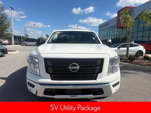 2024 Nissan Titan SV