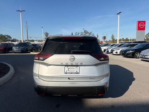 2025 Nissan Rogue S