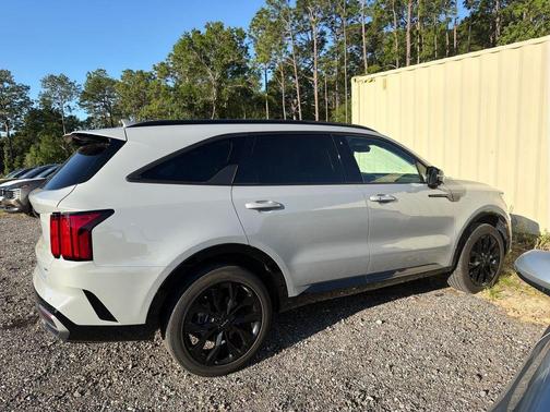 Wolf Gray 2023 Kia Sorento SX-PRESTIGE