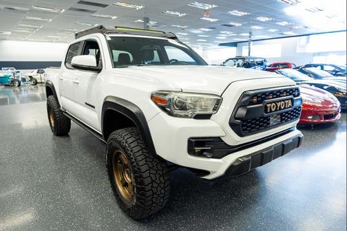 Super White 2017 Toyota Tacoma TRD Off Road