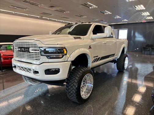 2021 RAM 2500 Laramie Crew Cab 4x4 6'4' Box