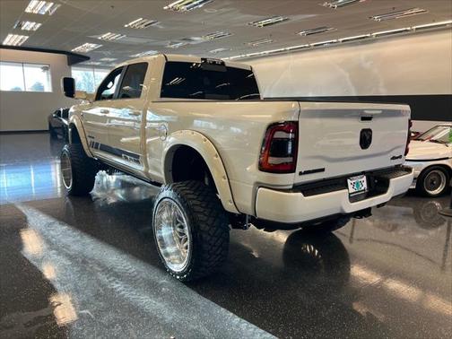 2021 RAM 2500 Laramie Crew Cab 4x4 6'4' Box