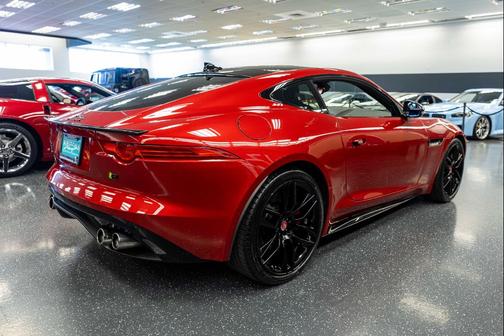 2015 Jaguar F-TYPE R