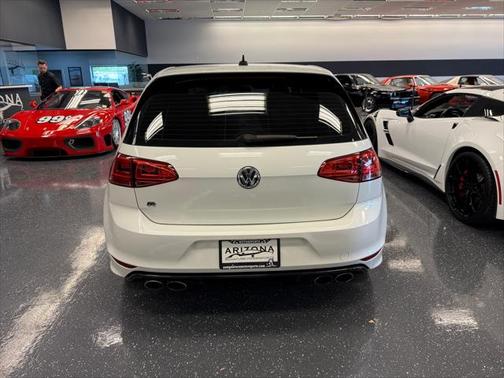 2016 Volkswagen Golf R 2.0T DSG