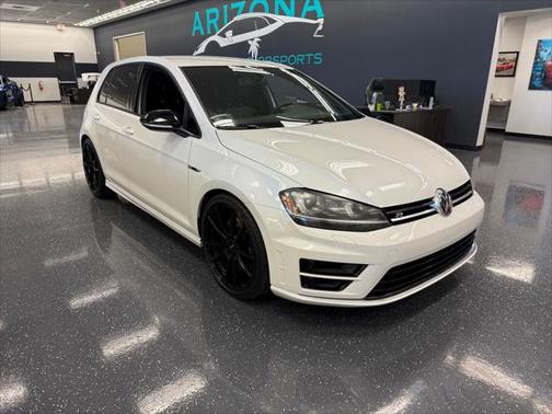 2016 Volkswagen Golf R 2.0T DSG