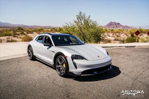 2024 Porsche Taycan Cross Turismo Turbo S