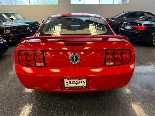 2006 Ford Mustang Base